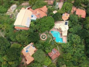 The swimming pool at or close to Lendas do Capão Pousada