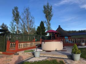 Gallery image of Stunning 7 Bedroom Bungalow Alford Aberdeenshire in Alford