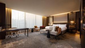 Posezení v ubytování InterContinental - Ljubljana by IHG + 37 fotografií