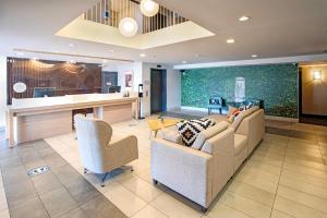 Posezení v ubytování Holiday Inn Hotel & Suites Osoyoos by IHG