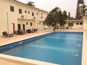 Bazén v ubytovaní Adis Hotels Prime alebo v jeho blízkosti