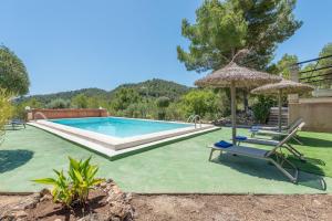Basen w obiekcie Finca Bosc de Can Alou by Mallorca House Rent lub w pobliżu