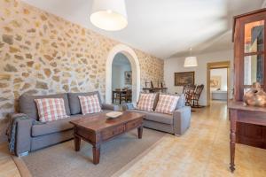 A seating area at Finca Sa Real by Mallorca House Rent