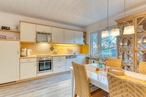 Nhà bếp/bếp nhỏ tại Vorderhuus