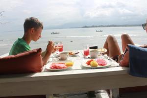 Foto da galeria de Biba Beach Village em Gili Air