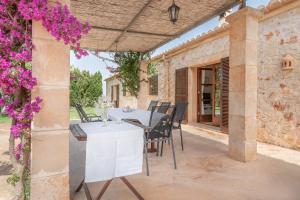 Balkon lub taras w obiekcie Finca Es Garrover