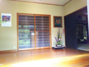 Gallery image of ゲストハウス「古民家の宿梨本軒」 in Takayama