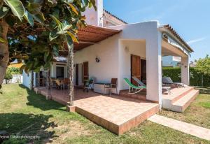 Φωτογραφία από το άλμπουμ του Villa 100 m from the beach σε Roda de Bara