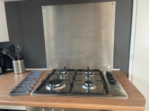 Afbeelding uit fotogalerij van Renesse Chalet in family friendly area in Renesse