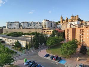 Afbeelding uit fotogalerij van Apartamentos Alcañiz, Suite Deluxe in Alcañiz