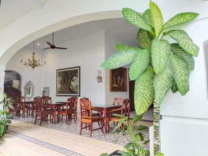 A seating area at Griya Asih