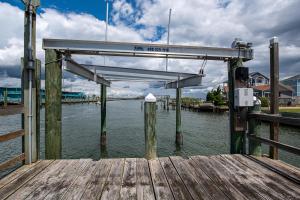 Gallery image of Dock of the Bay in Atlantic Beach