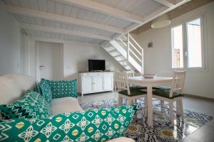 A seating area at Casa di Ninni Mono
