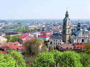 Ein allgemeiner Blick auf Przemyśl oder ein Stadtblick von des Hotels aus