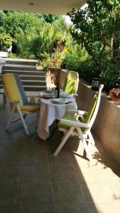 Billede fra billedgalleriet på Beautiful cozy house in the Greek Riviera i Vári