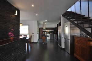 Gallery image of RNET - Apartments Roses Centre in Roses
