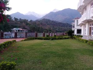 Gallery image of Hotel Vatika - the riverside resort in Dharamshala