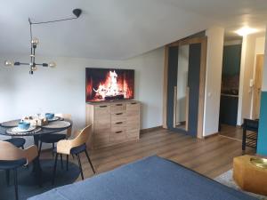A seating area at Borovets Forest view (A56)