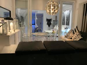 Posedenie v ubytovaní Yumboparadise