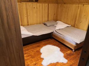 Uma cama ou camas num quarto em Vikendica Ajla