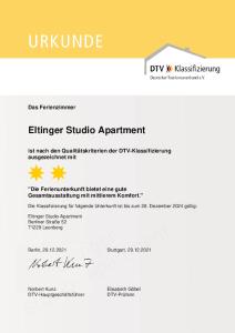 Sertifikāts, apbalvojums, norāde vai cits dokuments, kas ir izstādīts apskatei naktsmītnē Eltinger Studio Apartment