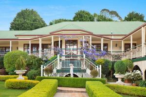 Aed väljaspool majutusasutust Grand Queenslander for Large Groups 5 mins to Maleny and Montville