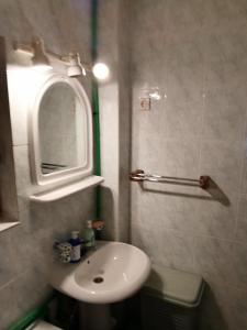 Un baño de Divčibarski M.S.A. kutak