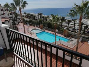 The swimming pool at or close to Amazing View Holiday Home near of the sea