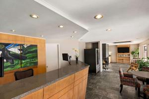 Gallery image of Travelodge by Wyndham Abbotsford Bakerview in Abbotsford