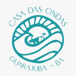 een logo voor een spa in de oceaan met palmbomen bij Casa das Ondas Guarajuba in Guarajuba