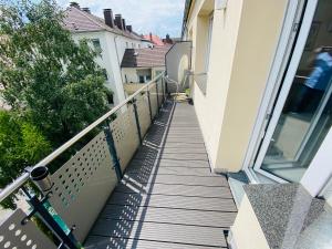Balkonas arba terasa apgyvendinimo įstaigoje Exclusive Apartment in the old City of Paderborn