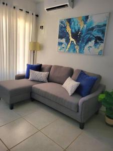 Posezení v ubytování Linda, cerca de todo, parqueo, patio, netflix