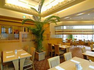 Restaurace v ubytování Crest Hotel Kashiwa