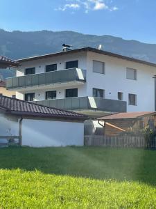 Výhľad na hory alebo výhľad na hory priamo z apartmánu
