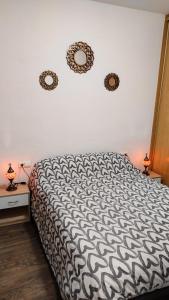 Postel nebo postele na pokoji v ubytování Apartamento sueños de la Alhambra, Realejo Granada