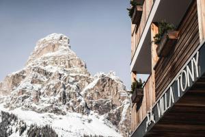 Afbeelding uit fotogalerij van Villa Tony - Small Romantic Hotel in Corvara in Badia