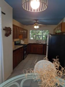 Fotografie z fotogalerie ubytování Patmay Greenery. Fresh air, vacation get away. v destinaci Saint-James