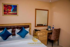 Katil atau katil-katil dalam bilik di Choice Luxe Lagos