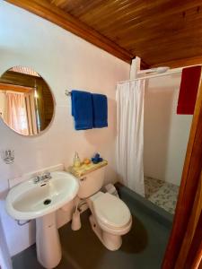 Un baño de Cat in The Cup B&B