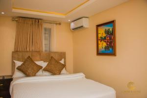 Katil atau katil-katil dalam bilik di Choice Luxe Lagos