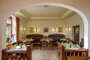 Posezení v ubytování Hotel Pfaffenhofen
