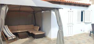 Zdjęcie z galerii obiektu LARGE 150 m2 APARTMENT, NICE VIEW AND LOCATION ! w mieście Puerto de Santiago