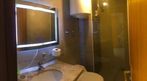 Ένα μπάνιο στο Depto Equipe +6 φωτογραφίες