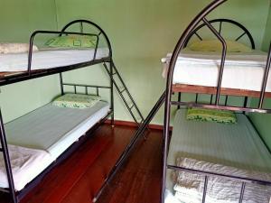 Krevet ili kreveti na sprat u jedinici u okviru objekta OYO Home 90430 Mountain Resthouse