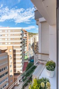 Ein Balkon oder eine Terrasse in der Unterkunft LU&CIA Malagueta 9