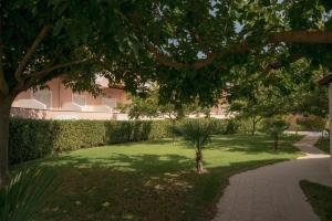 Giardino di Ecoresort Hotel Zefyros