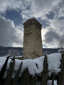 Fotografija u galeriji objekta IURI udesiani's GUESTHOUSE u gradu Mestija