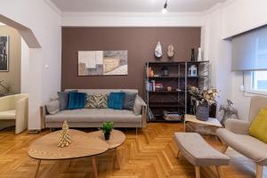 A seating area at Alopece City Apartment - Kolonaki