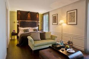 Posezení v ubytování Hotel Villa Honegg + 37 fotografií