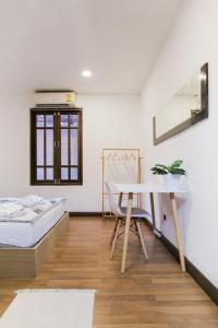 Gallery image of BOHO Hostel in Ko Lanta